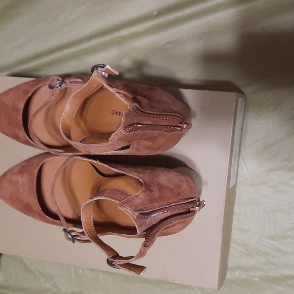 Lucky brand Heels - Picture 4 of 7